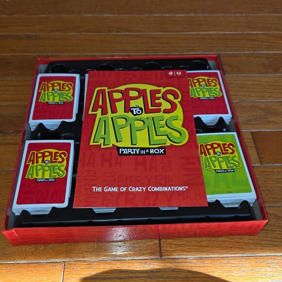Game - Apples to Apples - Picture 4 of 6